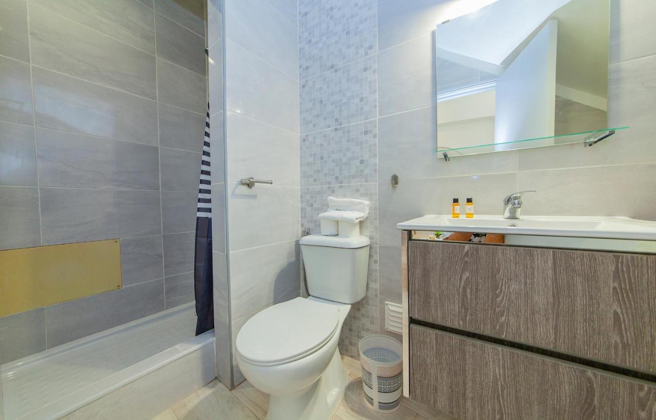 B21 - Oliveira Cozy Flat Apartment Lagos Exterior photo